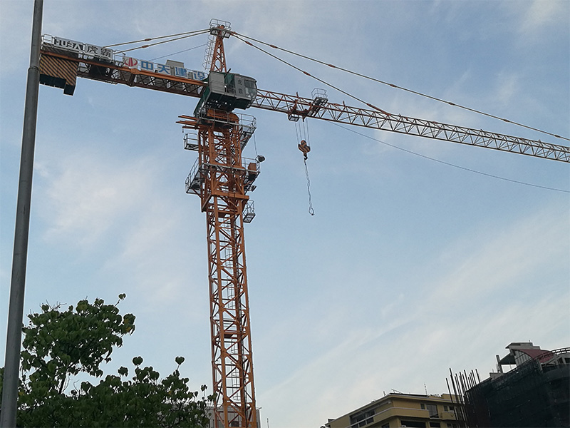 施工升降機(jī)現(xiàn)場(chǎng)需要具備哪些條件？